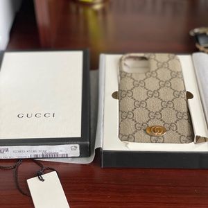 AUTHENTIC GUCCI 11 PRO PHONE CASE!
